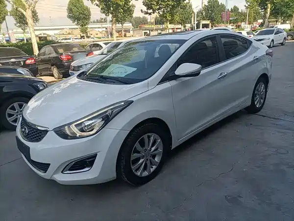Hyundai Elantra Langdong 2016