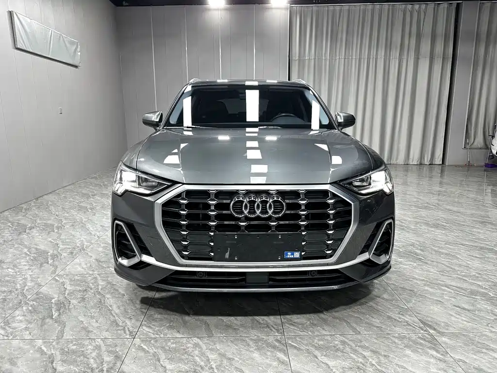 Audi Q3 2022