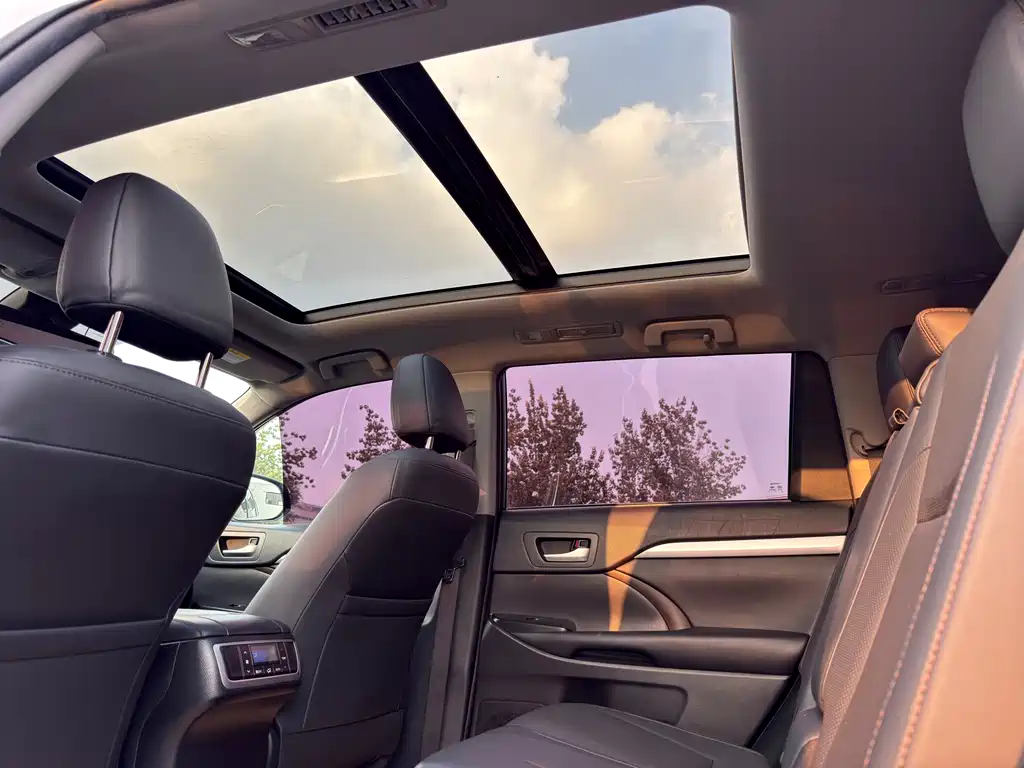 Toyota Highlander 2020 — фото 14