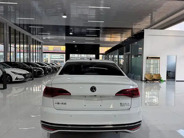 Volkswagen Bora 2023
