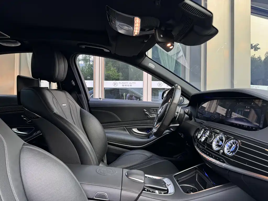 Mercedes-Benz S-Class AMG 2018 — фото 21