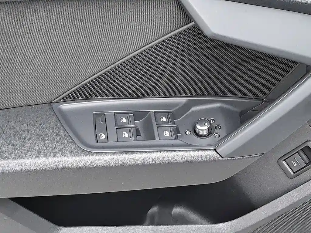 Audi A3 2022 — фото 9