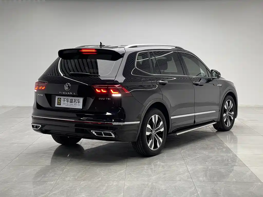 Volkswagen Tiguan L 2023 — фото 6