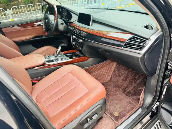 BMW X5 2019
