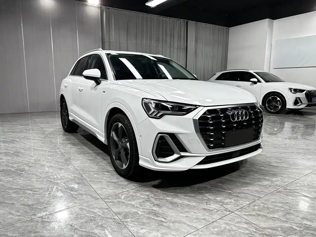 Audi Q3 2022
