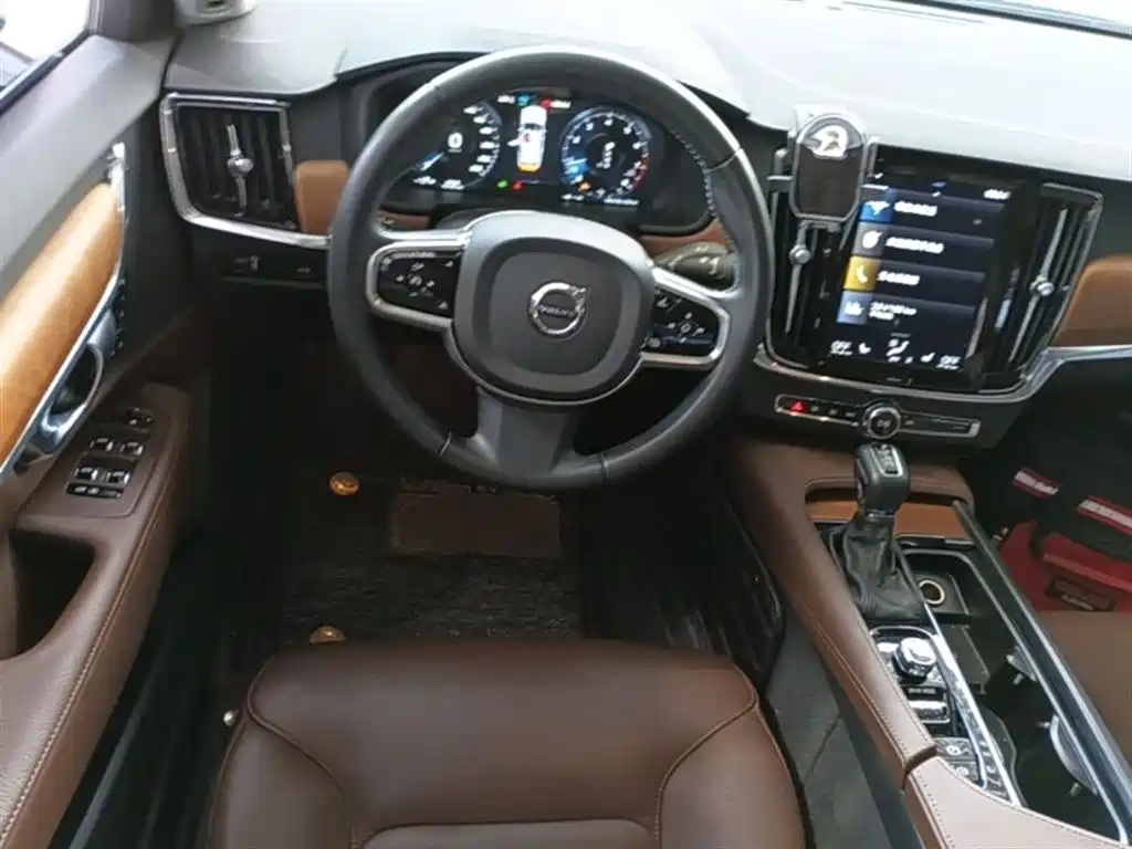 Volvo S90 2020 — фото 11