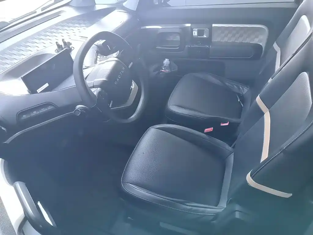Baojun Kiwi EV 2022 — фото 15