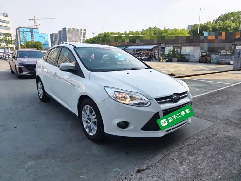 Ford Focus 2015 — фото 4