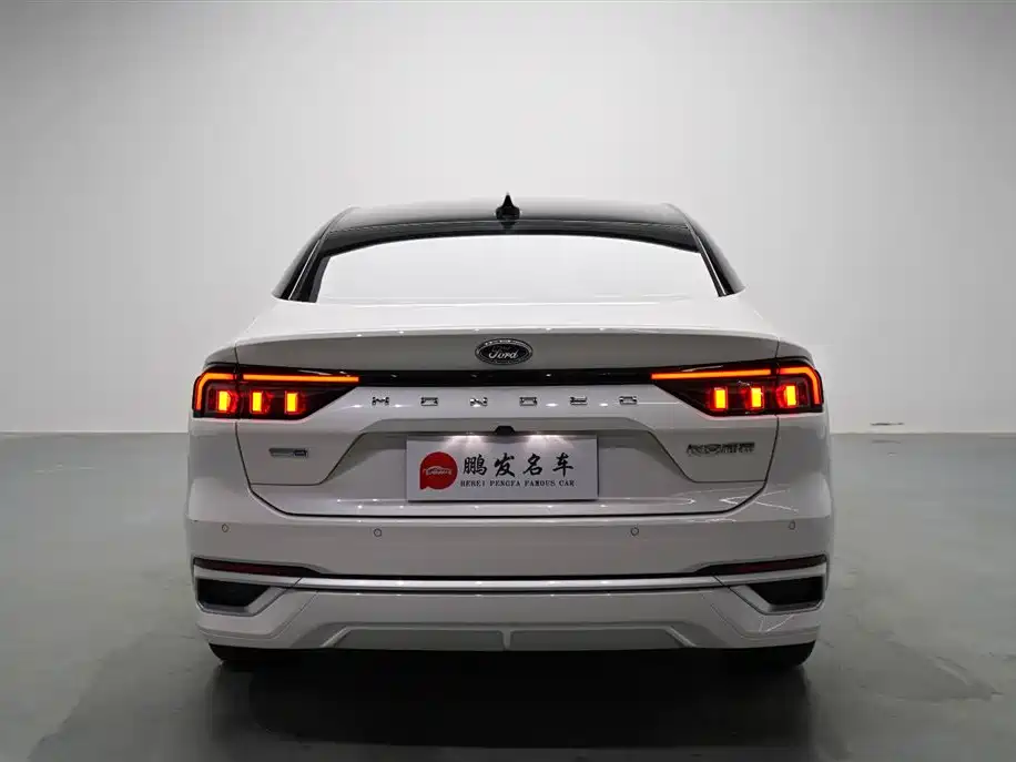 Ford Mondeo 2024 — фото 17