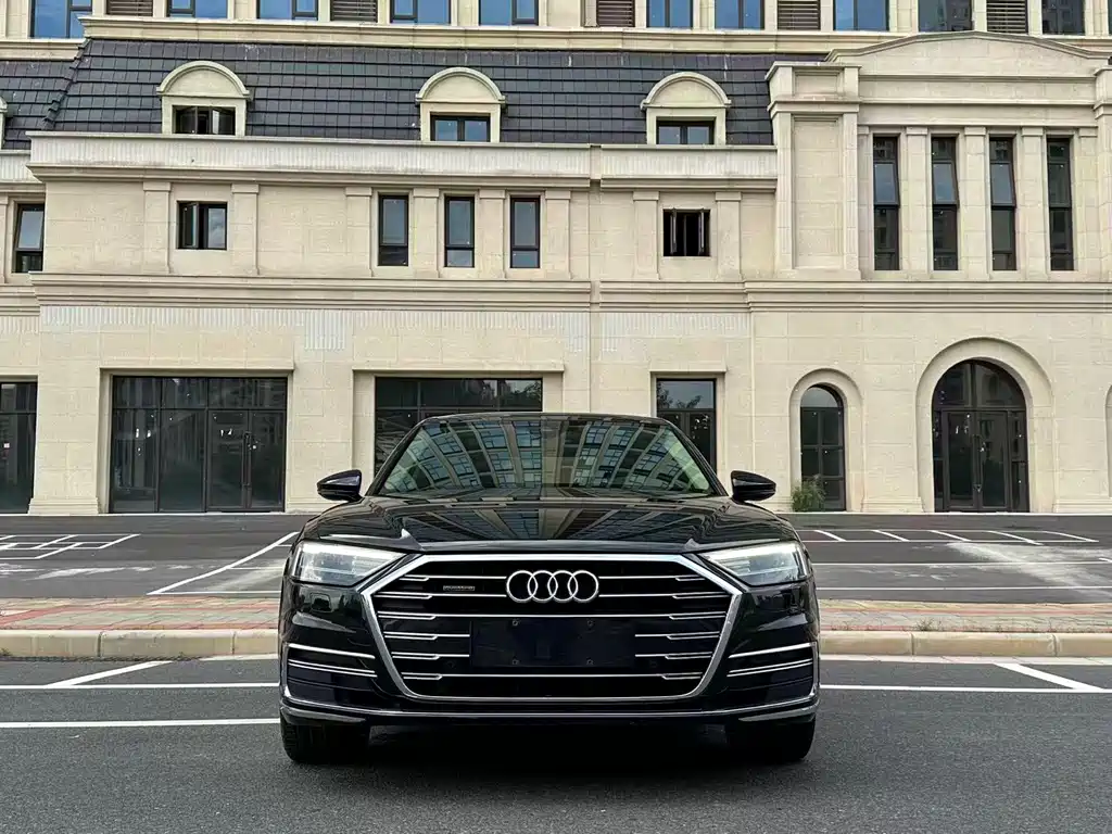 Audi A8 2022