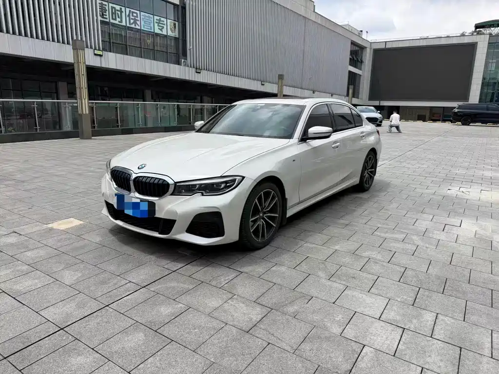 BMW 3 Series 2021
