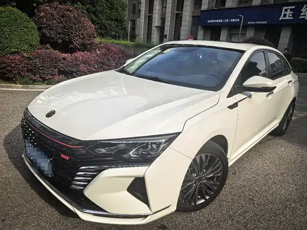 Dongfeng Yixuan MAX 2021