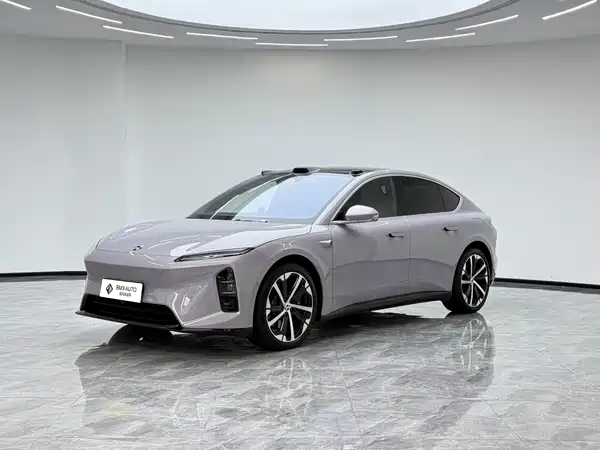 NIO ET5 2025