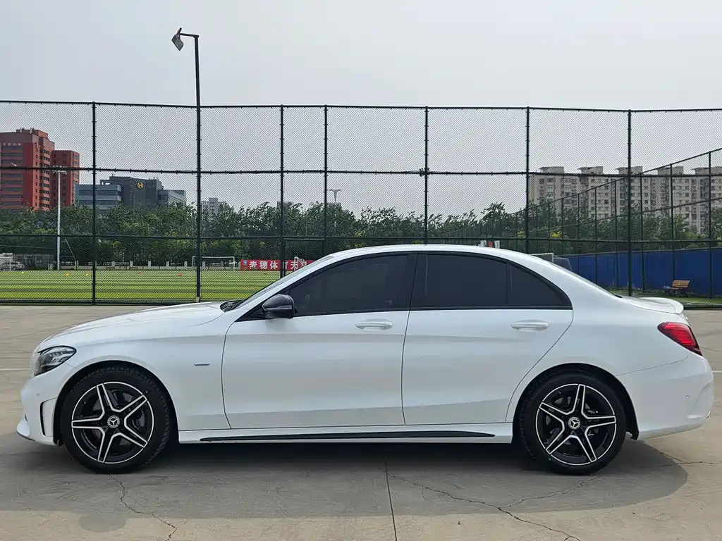 Mercedes-Benz C-Class 2020 — фото 4