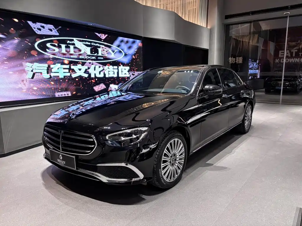 Mercedes-Benz E-Class 2023 — фото 1