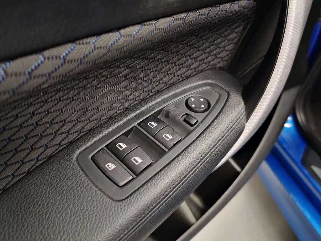 BMW 1 Series 2013 — фото 16