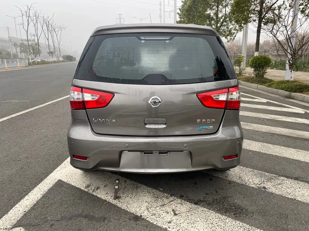 Nissan Livina 2014