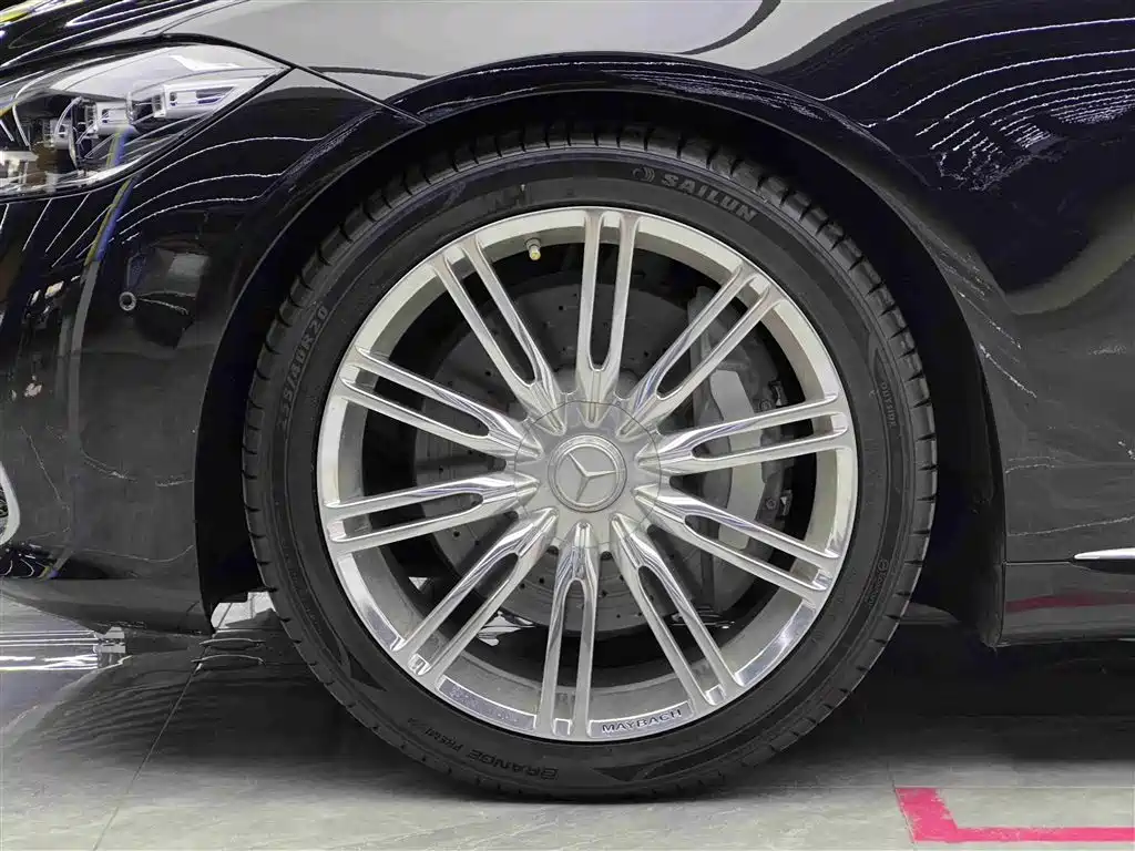 Mercedes-Benz Maybach S-Class 2024