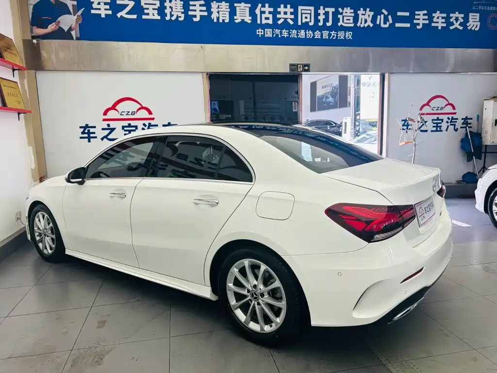 Mercedes-Benz A-Class 2021