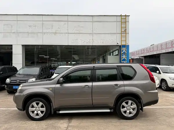 Nissan X-Trail 2011