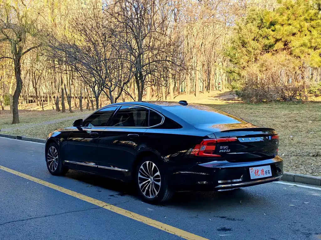 Volvo S90 2023 — фото 18