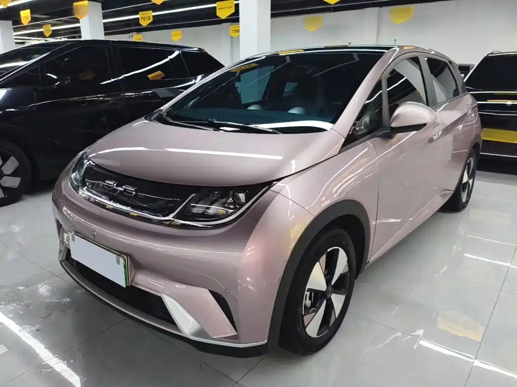BYD Dolphin 2023