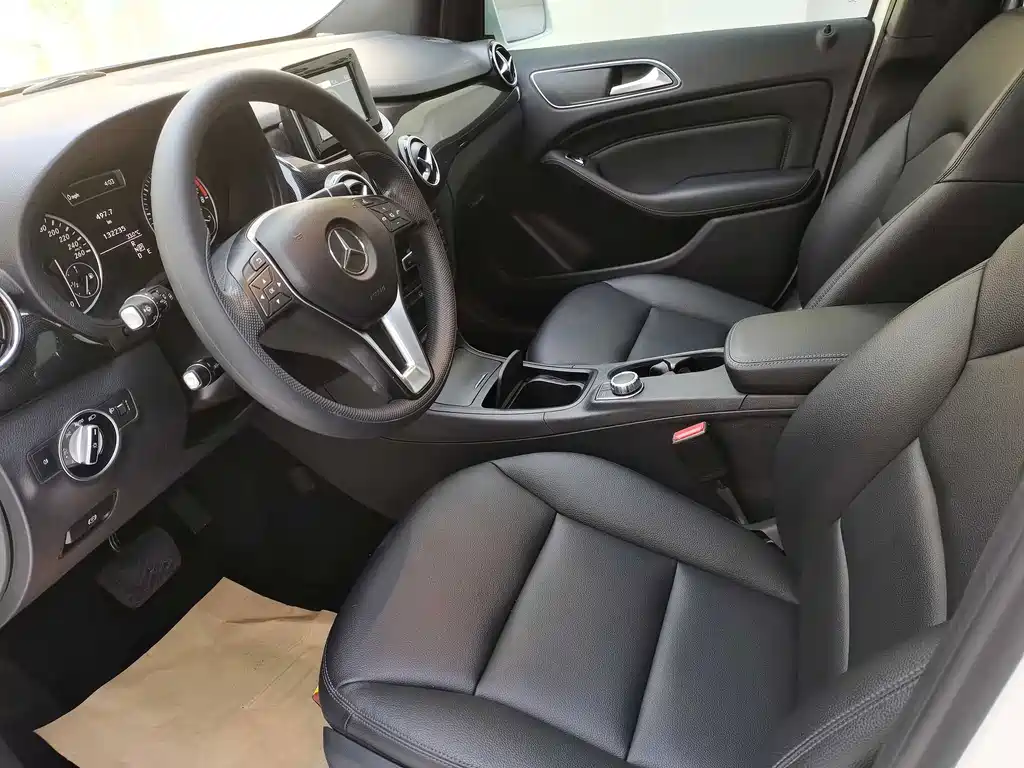 Mercedes-Benz B-Class 2014 — фото 15