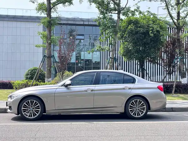 BMW 3 Series 2019