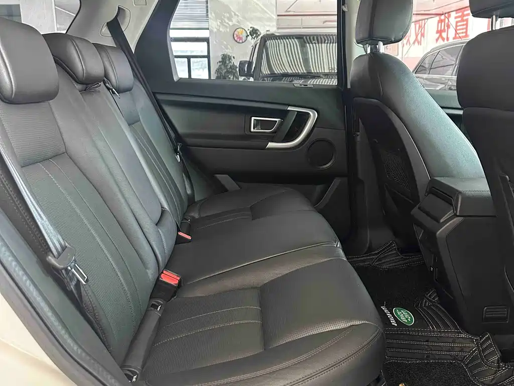 Land Rover Discovery Sport 2016 — фото 10