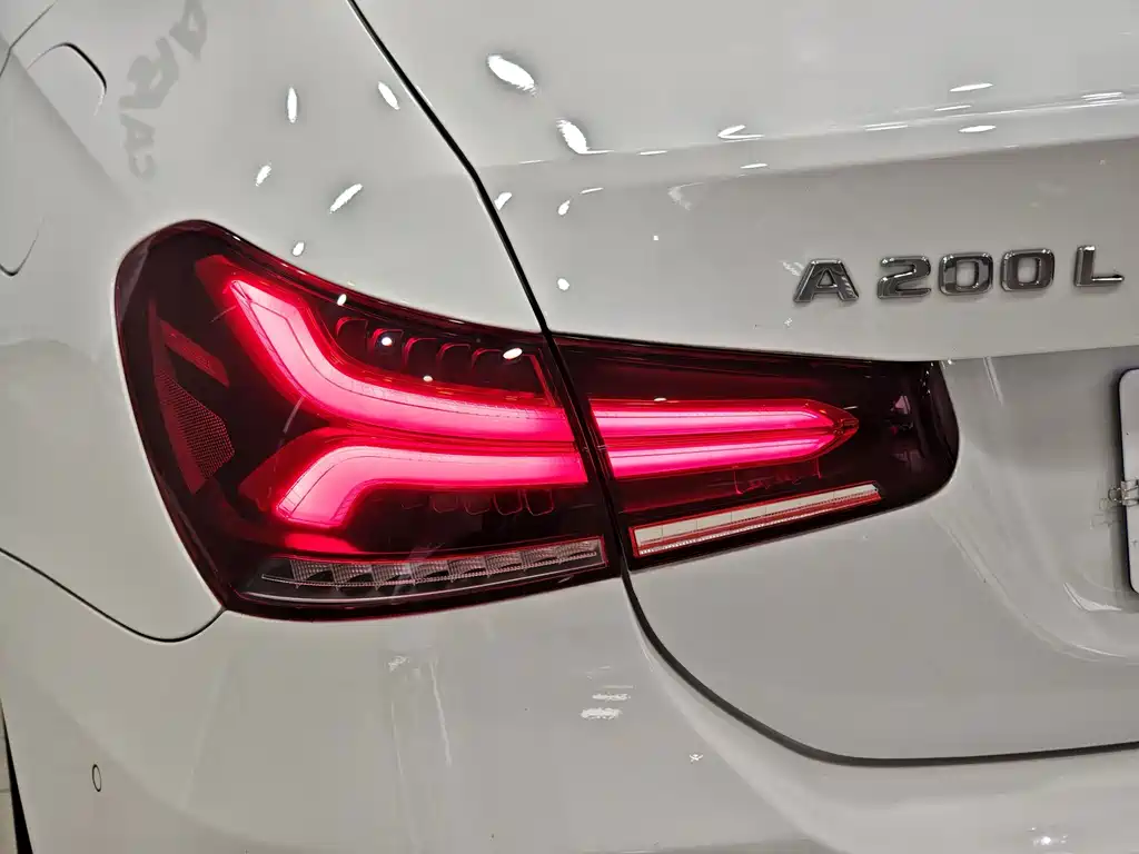 Mercedes-Benz A-Class 2023 — фото 20
