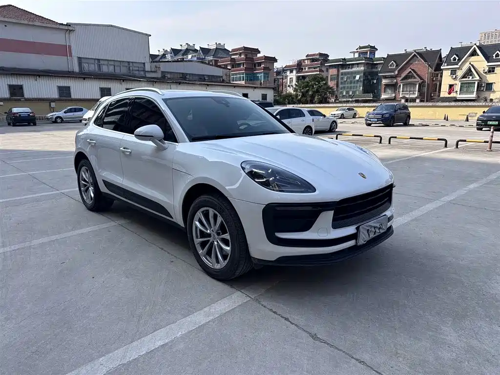 Porsche Macan 2022 — фото 3