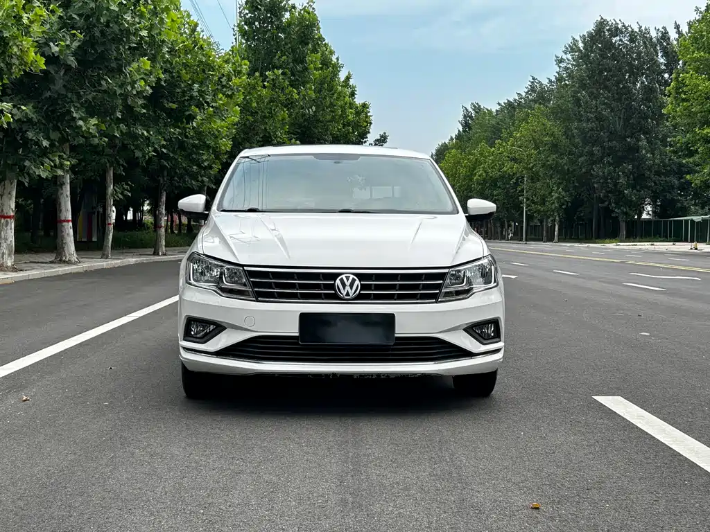 Volkswagen Jetta 2018 — фото 2