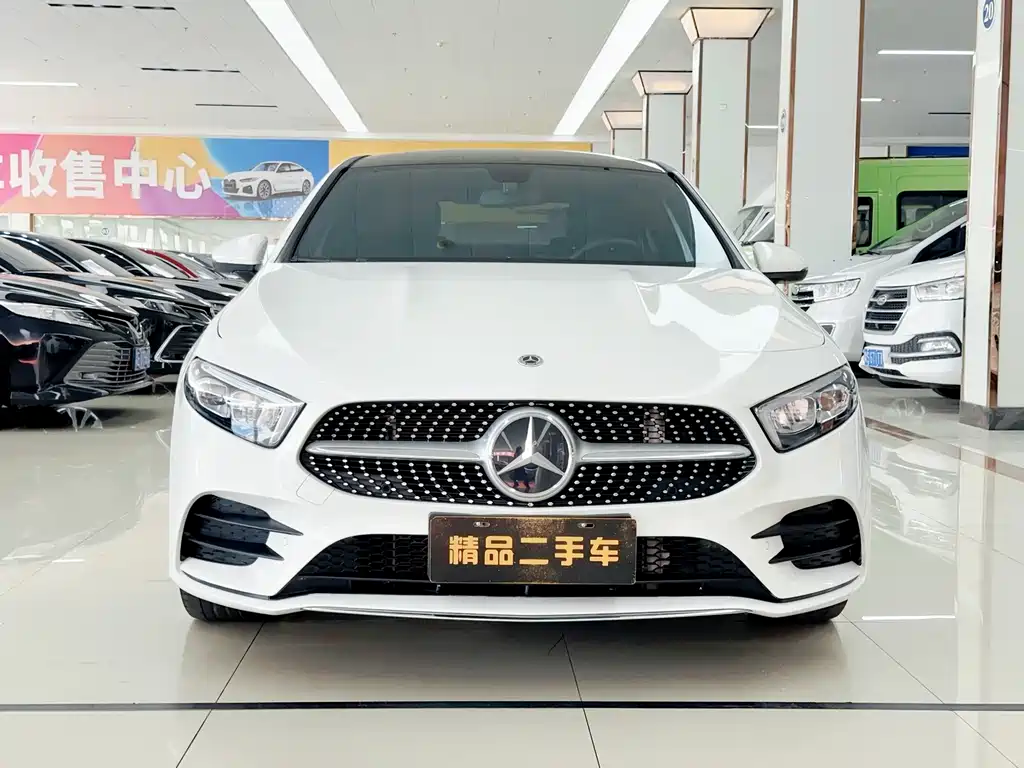Mercedes-Benz A-Class 2022 — фото 2