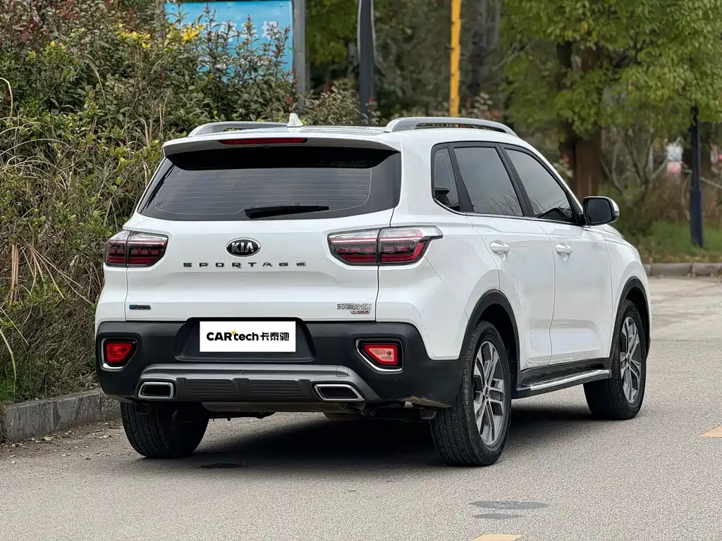 Kia Sportage 2021 — фото 8