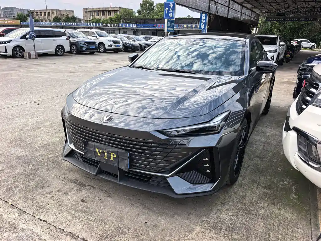 Changan UNI-V 2023