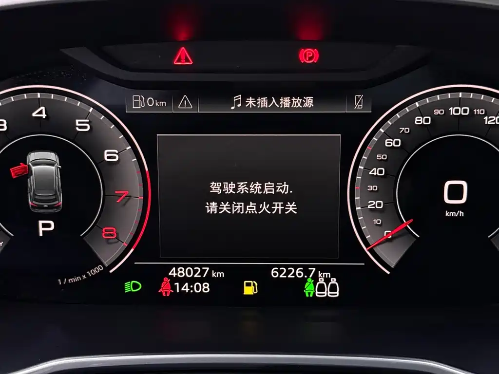 Audi Q3 2022 — фото 15