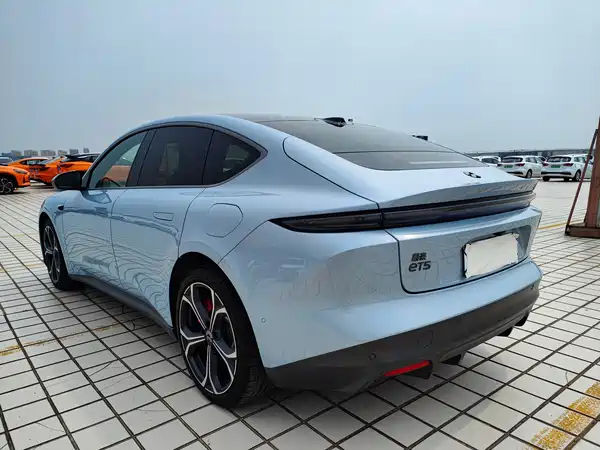 NIO ET5 2022