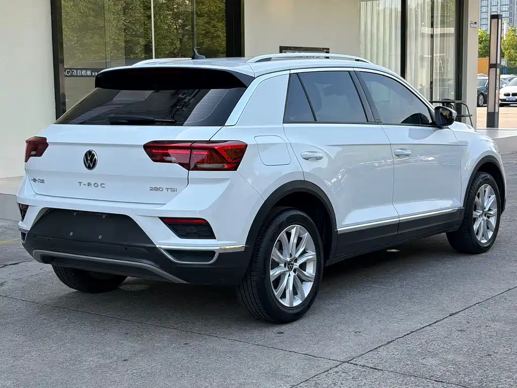 Volkswagen T-Roc 2023