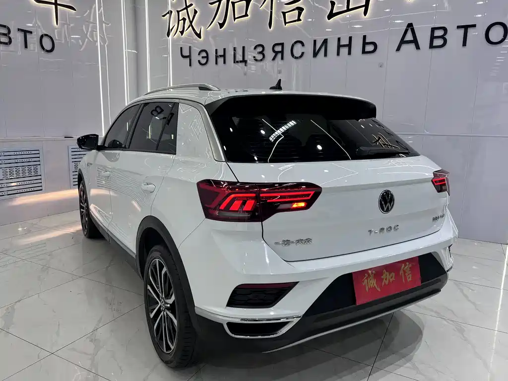 Volkswagen T-Roc 2022 — фото 6