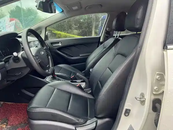 Kia K3 2014