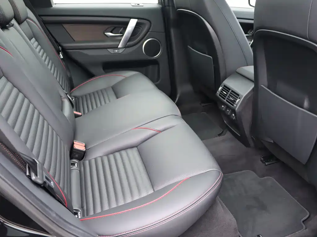 Land Rover Discovery Sport 2021 — фото 12