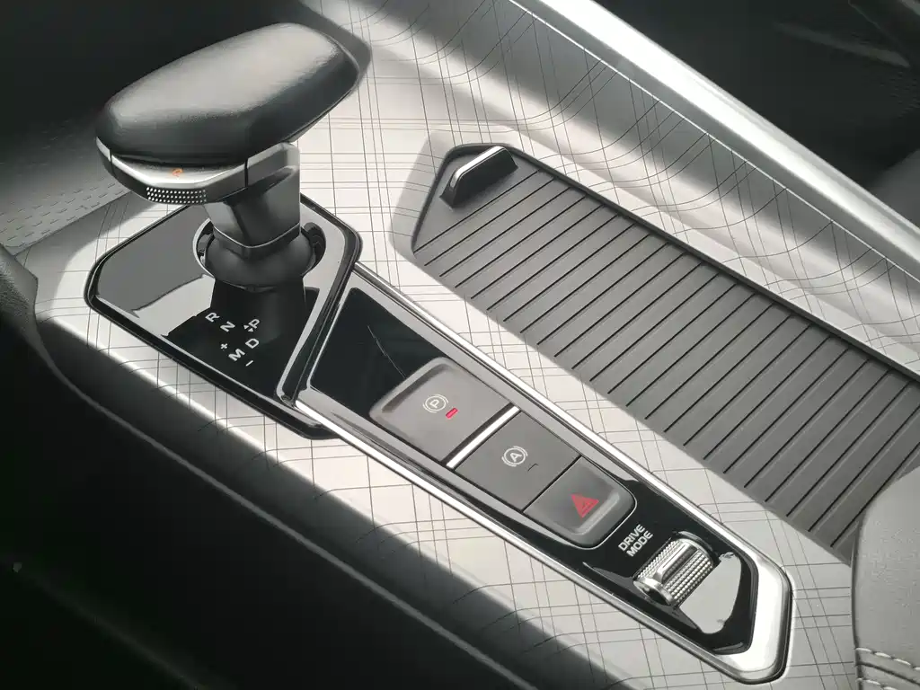Geely Xingrui 2021 — фото 10
