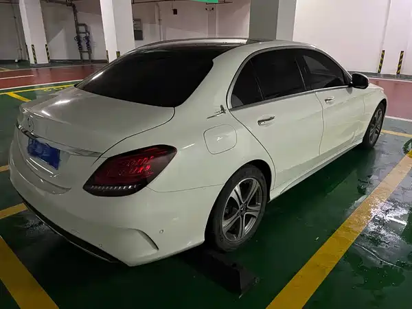 Mercedes-Benz C-Class 2020