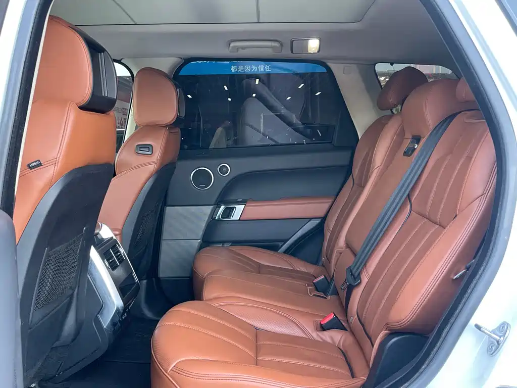 Land Rover Sport 2018 — фото 10
