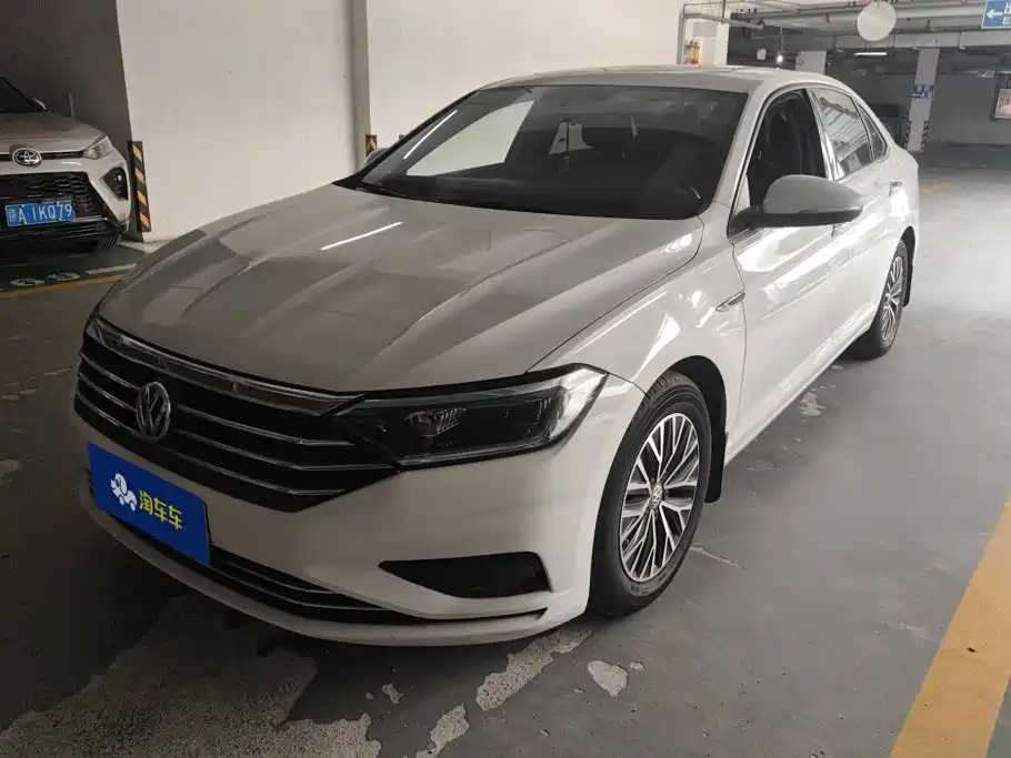 Volkswagen Sagitar 2020