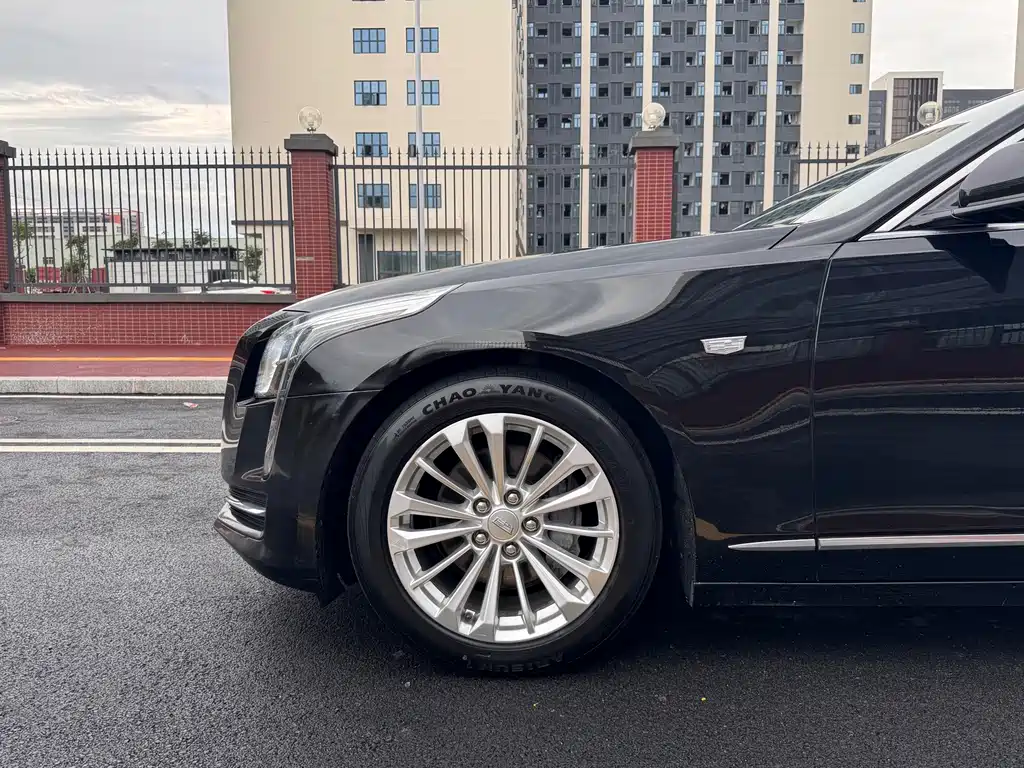 Cadillac CT6 2018 — фото 17