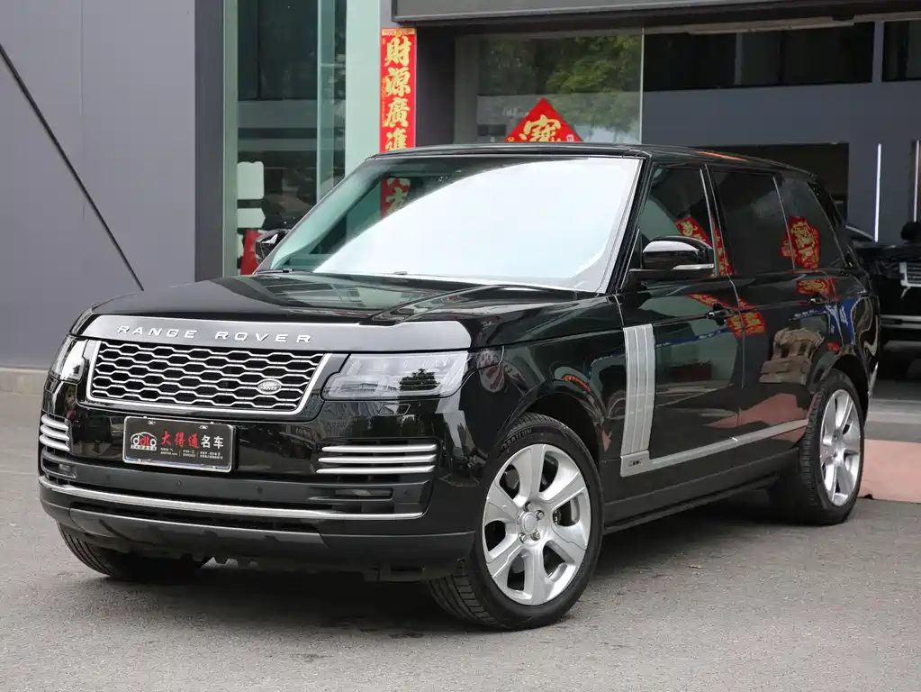 Land Rover Range Rover 2020 — фото 1