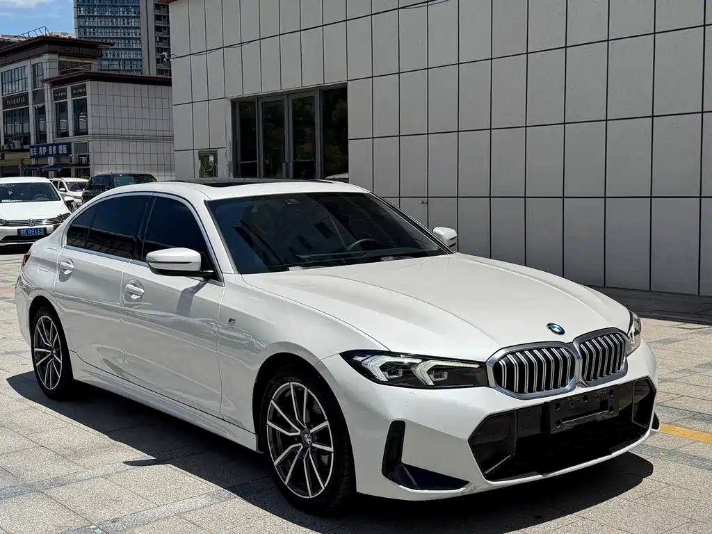 BMW 3 Series 2023