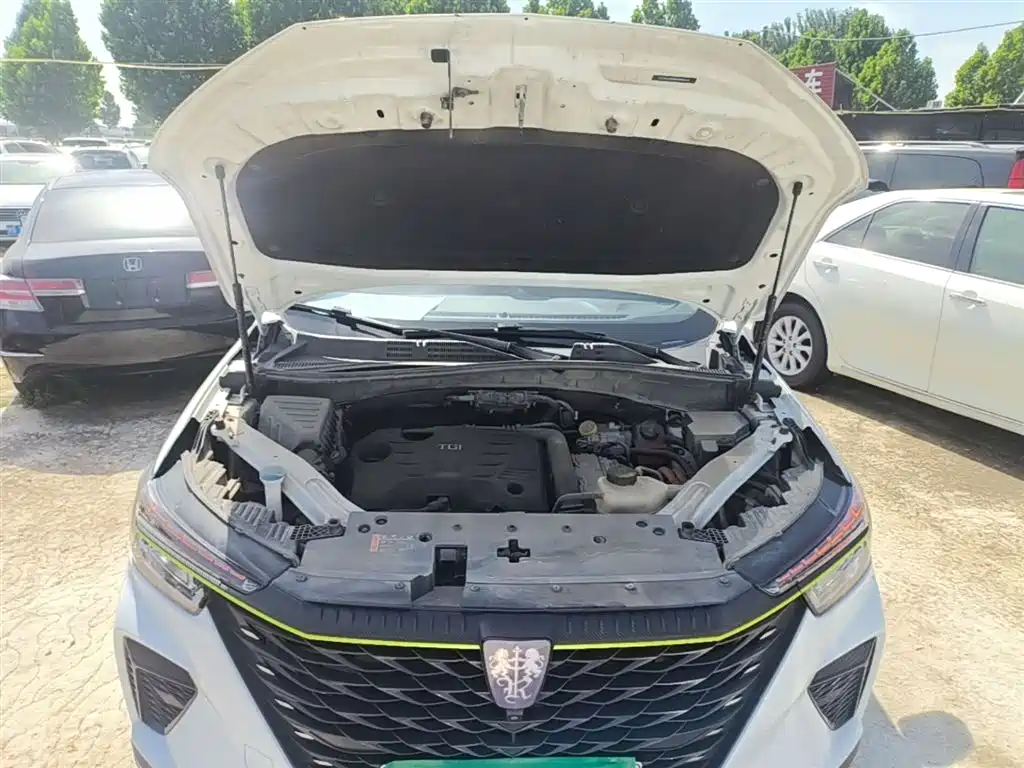 Roewe RX5 New Energy 2022 — фото 20