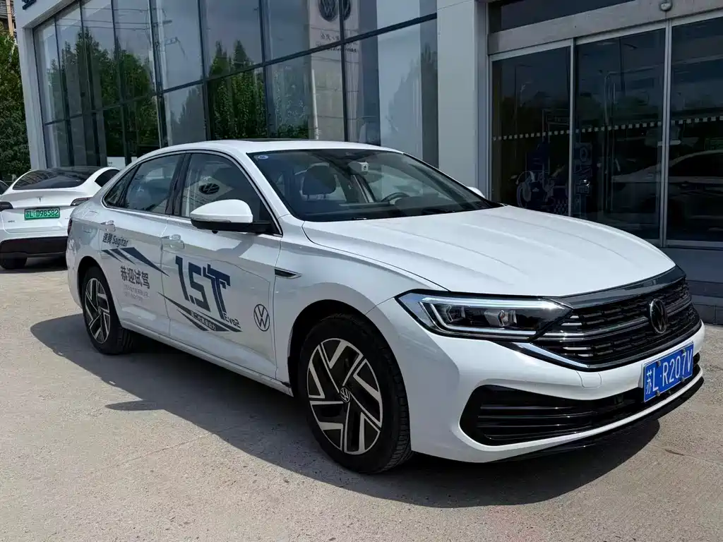 Volkswagen Sagitar 2024
